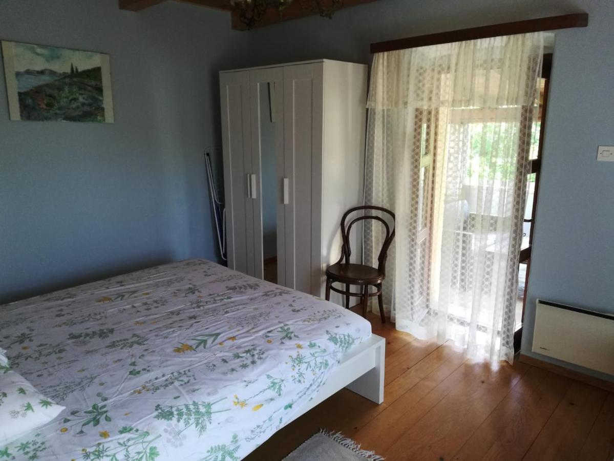 Holiday Home Maria Пазин Екстериор снимка